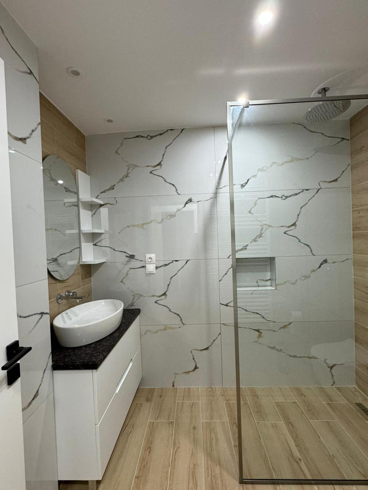 Blue Dream V&V Apartment ซารานเดอ ภายนอก รูปภาพ